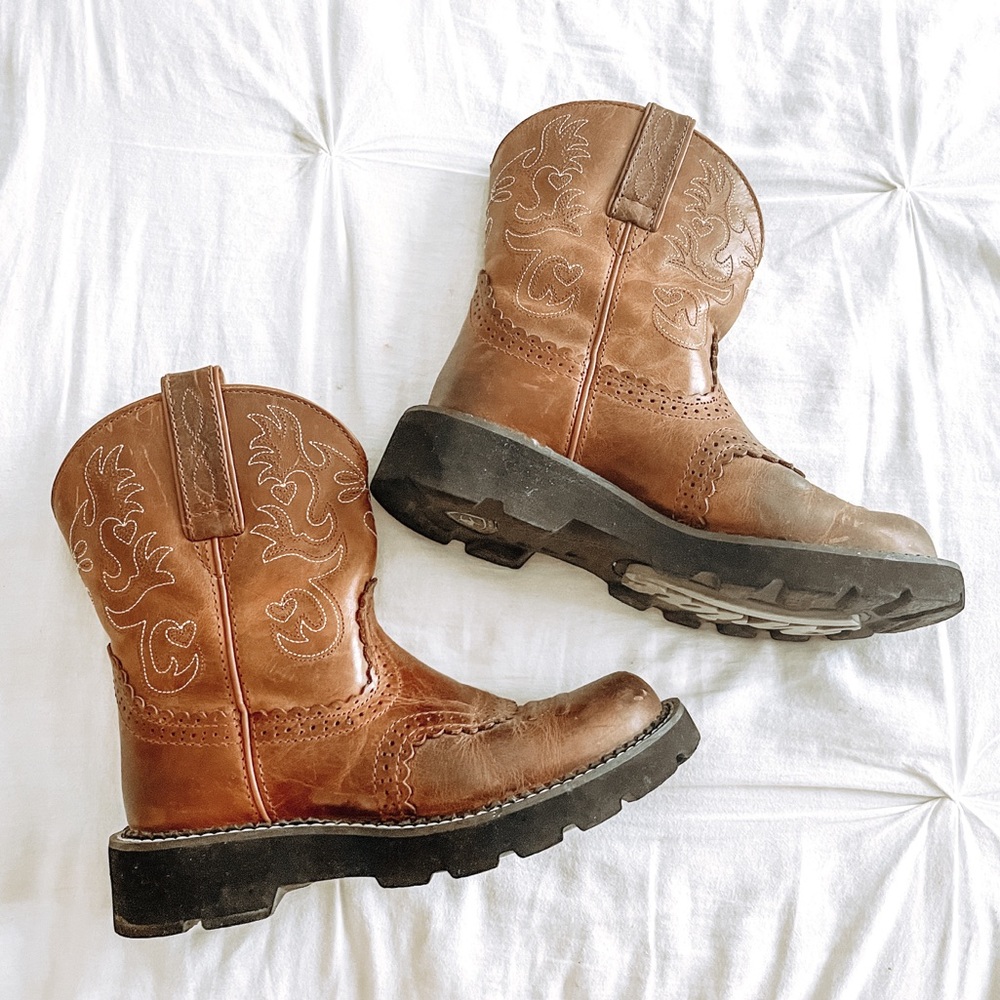 Ariat like new boots FATBOY ORIGINALS